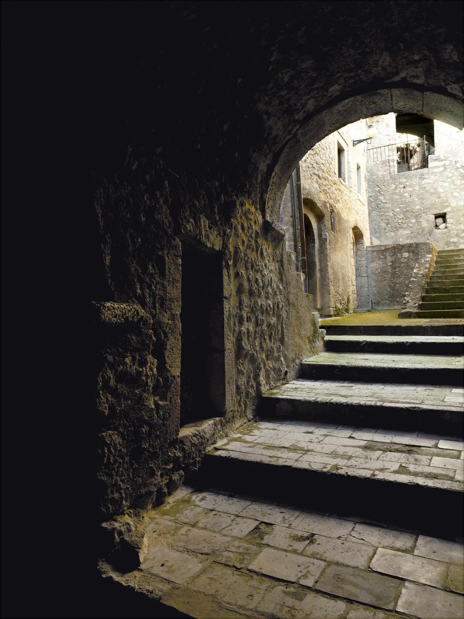 Sextantio Albergo Diffuso Santo Stefano Di Sessanio Exterior foto