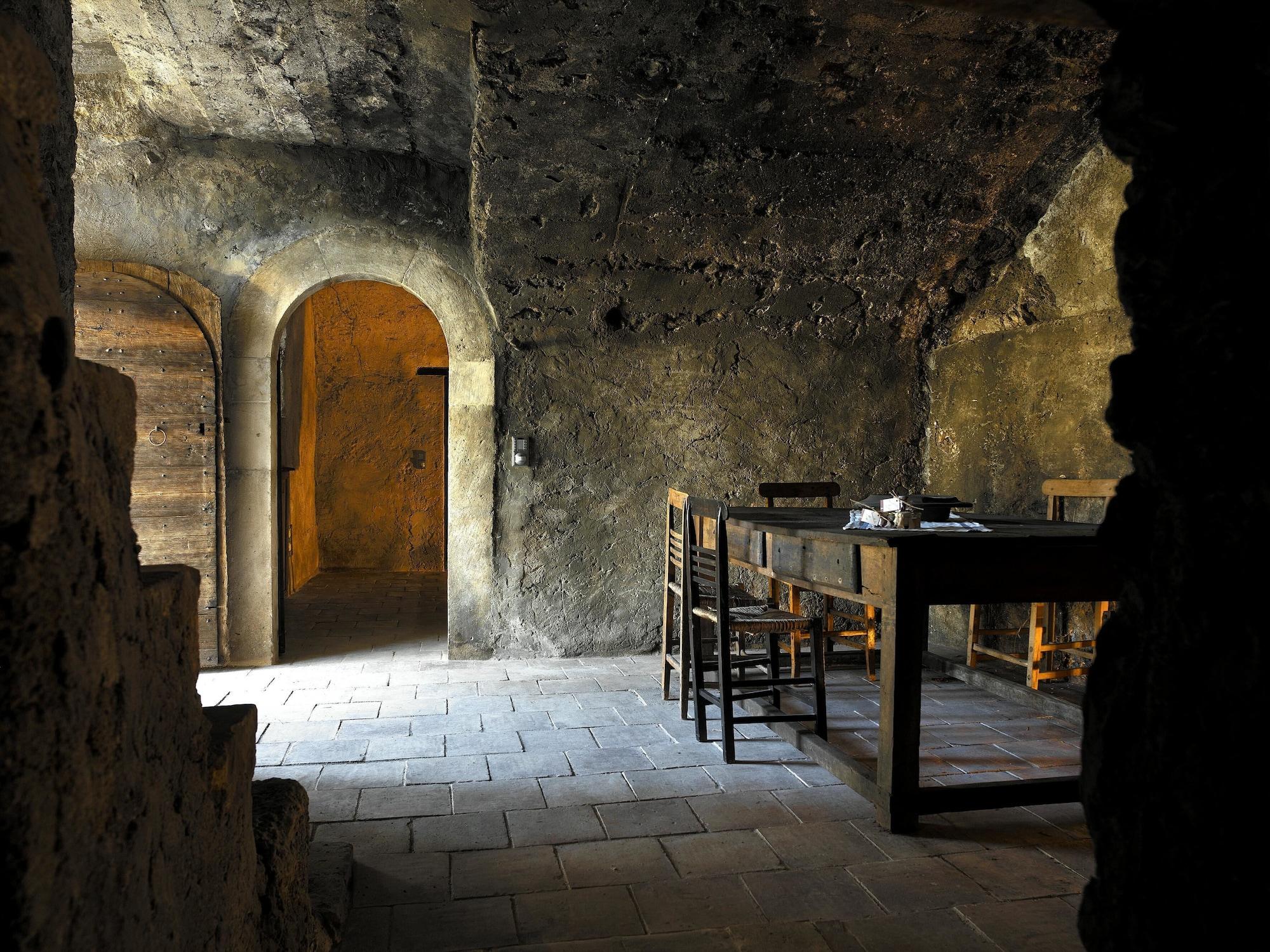 Sextantio Albergo Diffuso Santo Stefano Di Sessanio Exterior foto